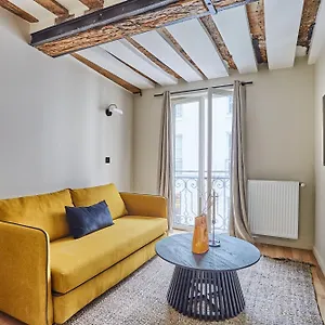 Center Of By Prestige Appartement