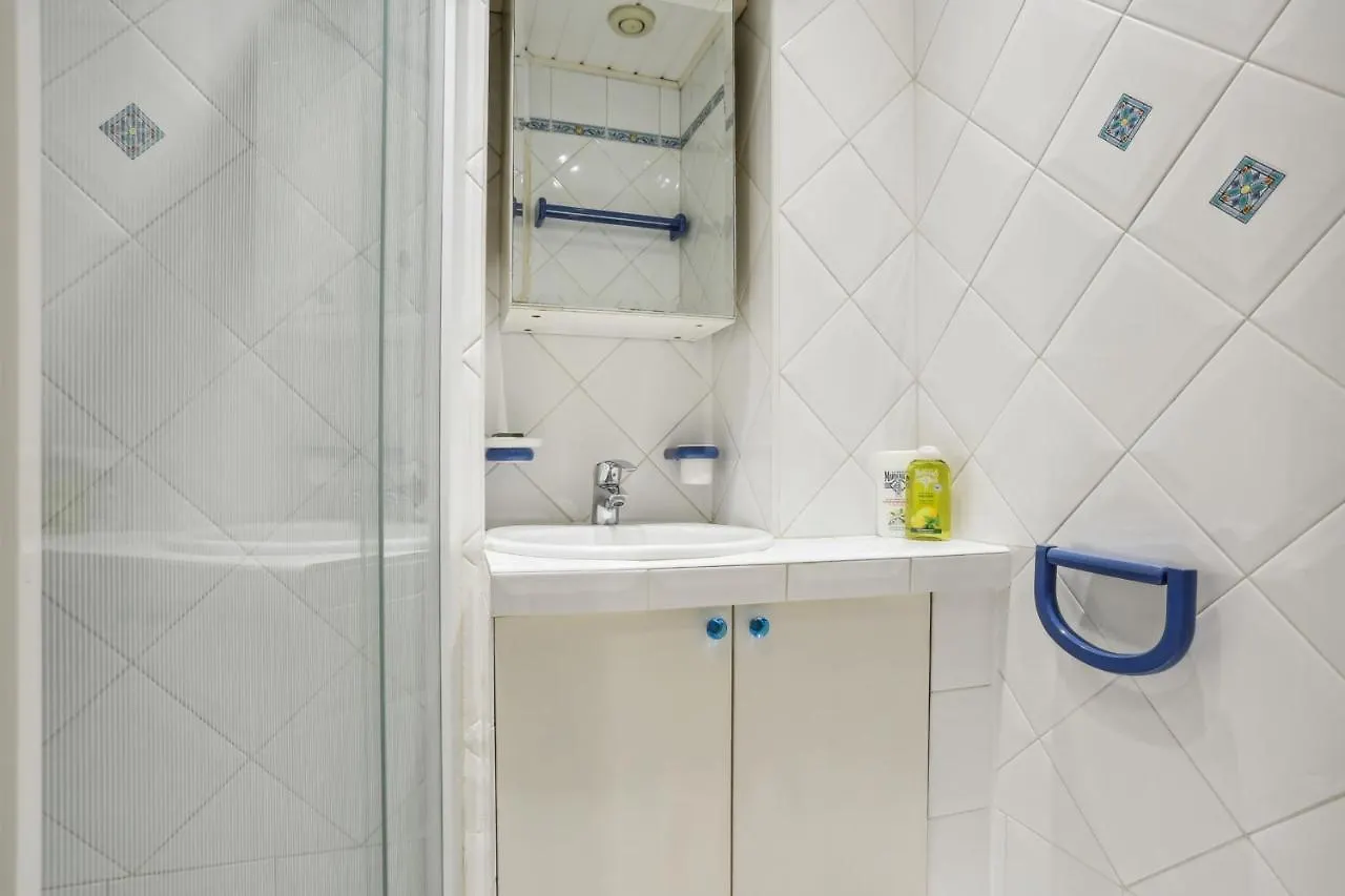 Bed and Breakfast Superbe 2 pièces au cœur du XVIème à Paris 0*,  France