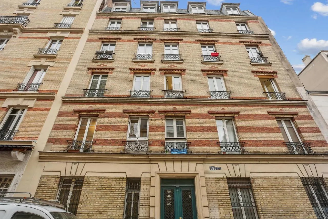 Couette-café Bed and Breakfast Superbe 2 pièces au cœur du XVIème à Paris France